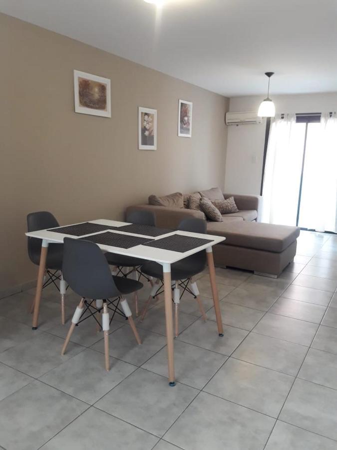 Depto Amoblado En El Centro De La Capital De Cordoba Apartment Ngoại thất bức ảnh